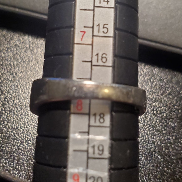 Very Beautiful Green CZ Stone with Imitation Opal and CZ diamonds - Picture 12 of 12